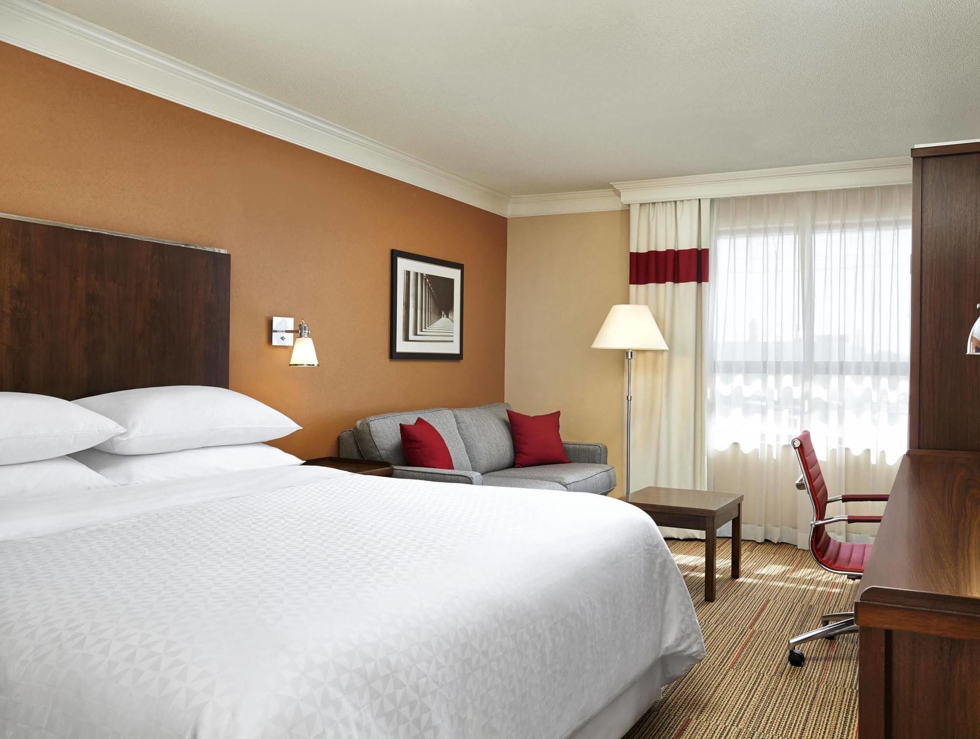 Four Points By Sheraton Kitchener-วอเตอร์ลู ภายนอก รูปภาพ